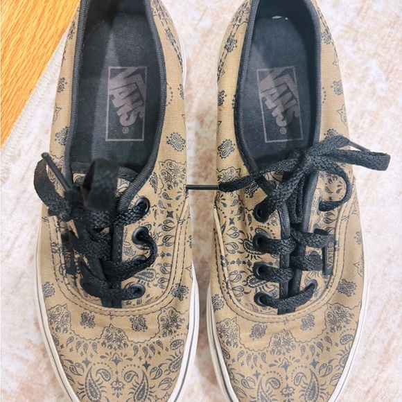 Vans Shoes - Vans Tan and Black Paisley Sneakers